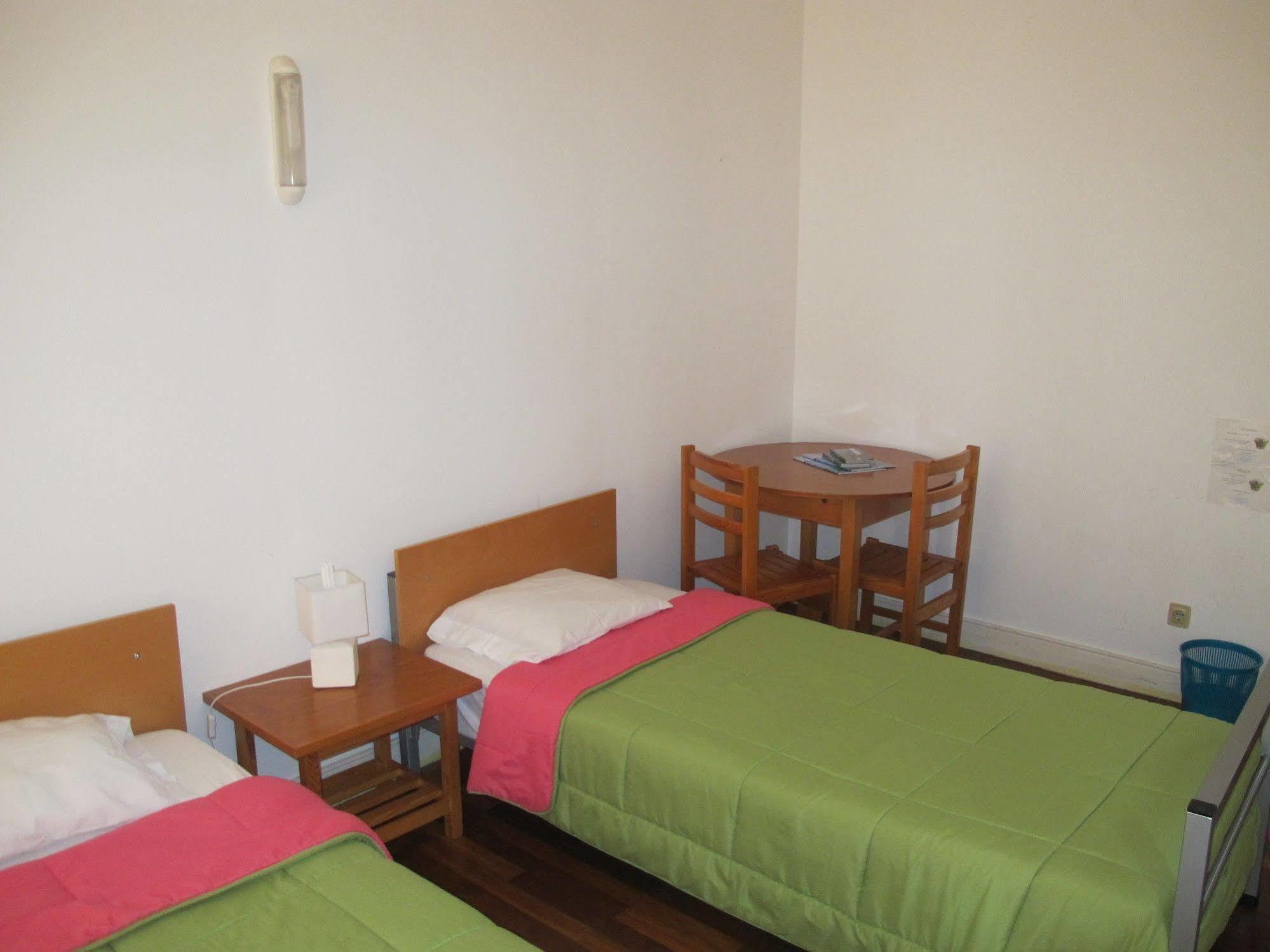 Azores Youth Hostels - Sao Miguel Ponta Delgada  Ngoại thất bức ảnh